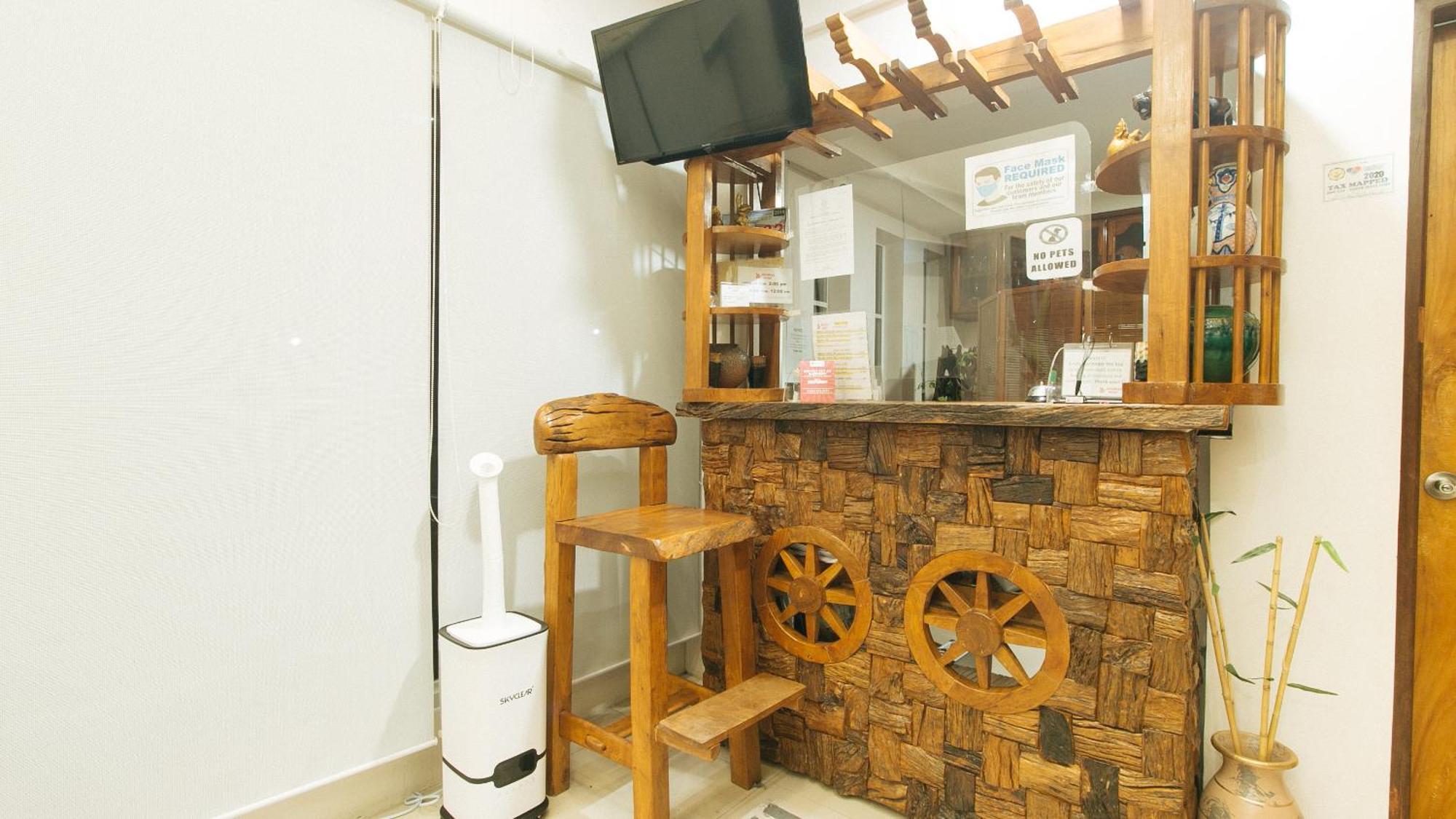 Reddoorz Plus @ Jollydays Hotel Nueva Ecija サン・ホセ エクステリア 写真