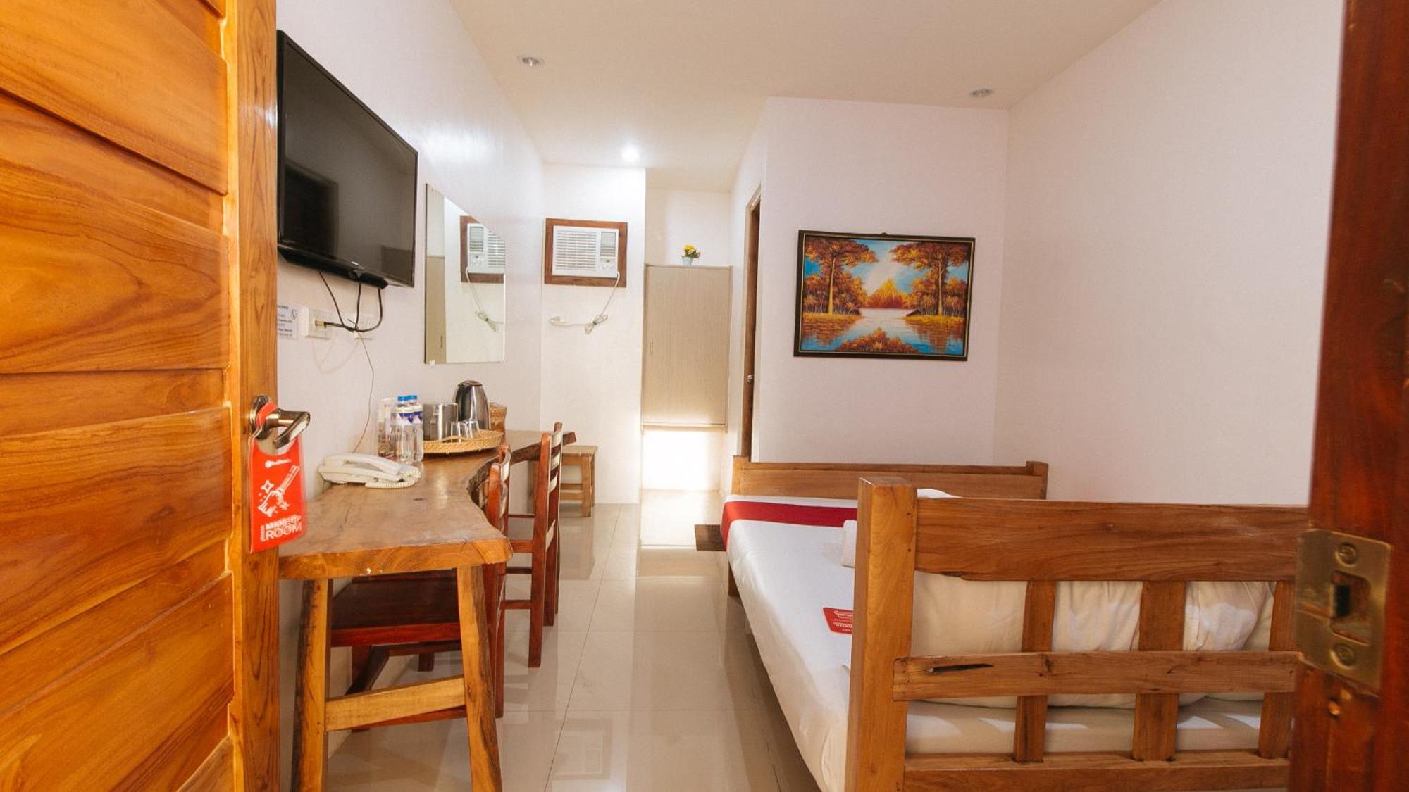 Reddoorz Plus @ Jollydays Hotel Nueva Ecija サン・ホセ エクステリア 写真