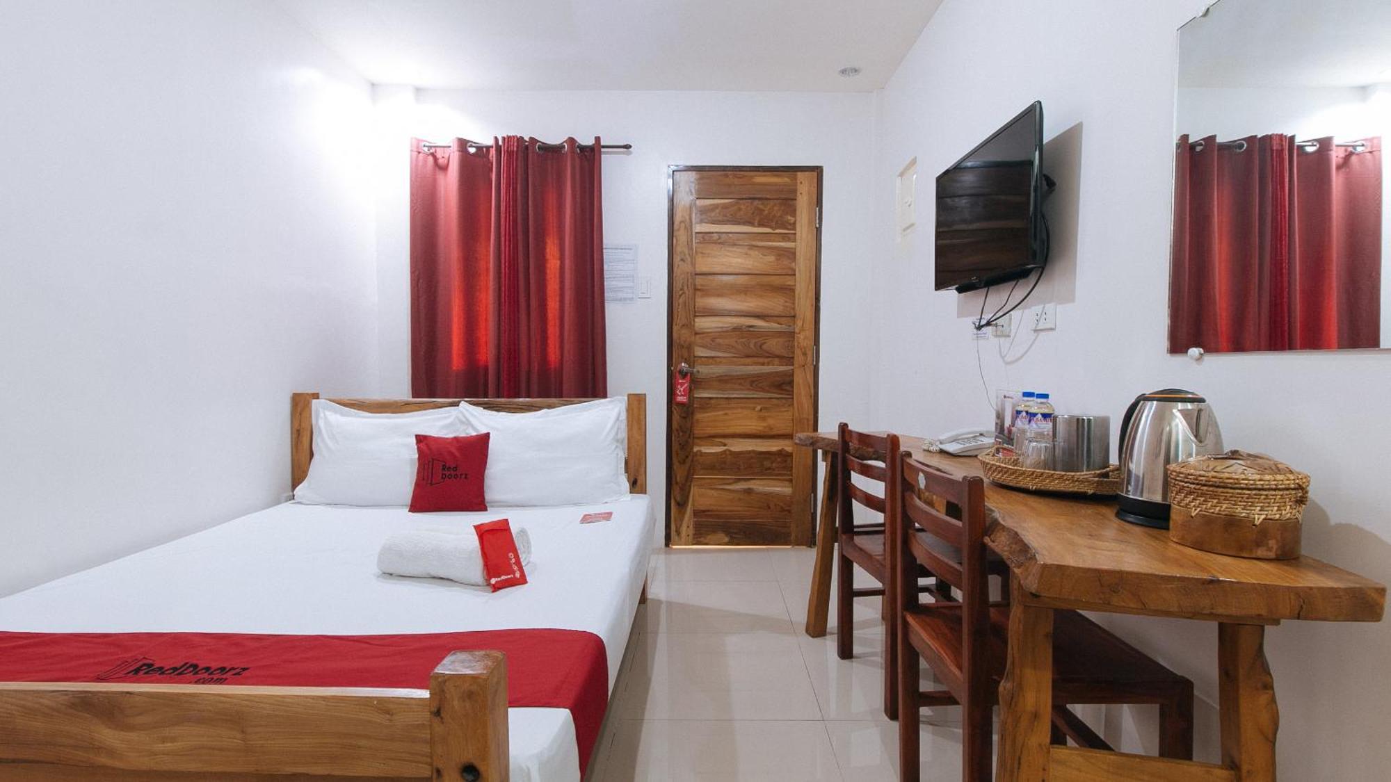 Reddoorz Plus @ Jollydays Hotel Nueva Ecija サン・ホセ エクステリア 写真