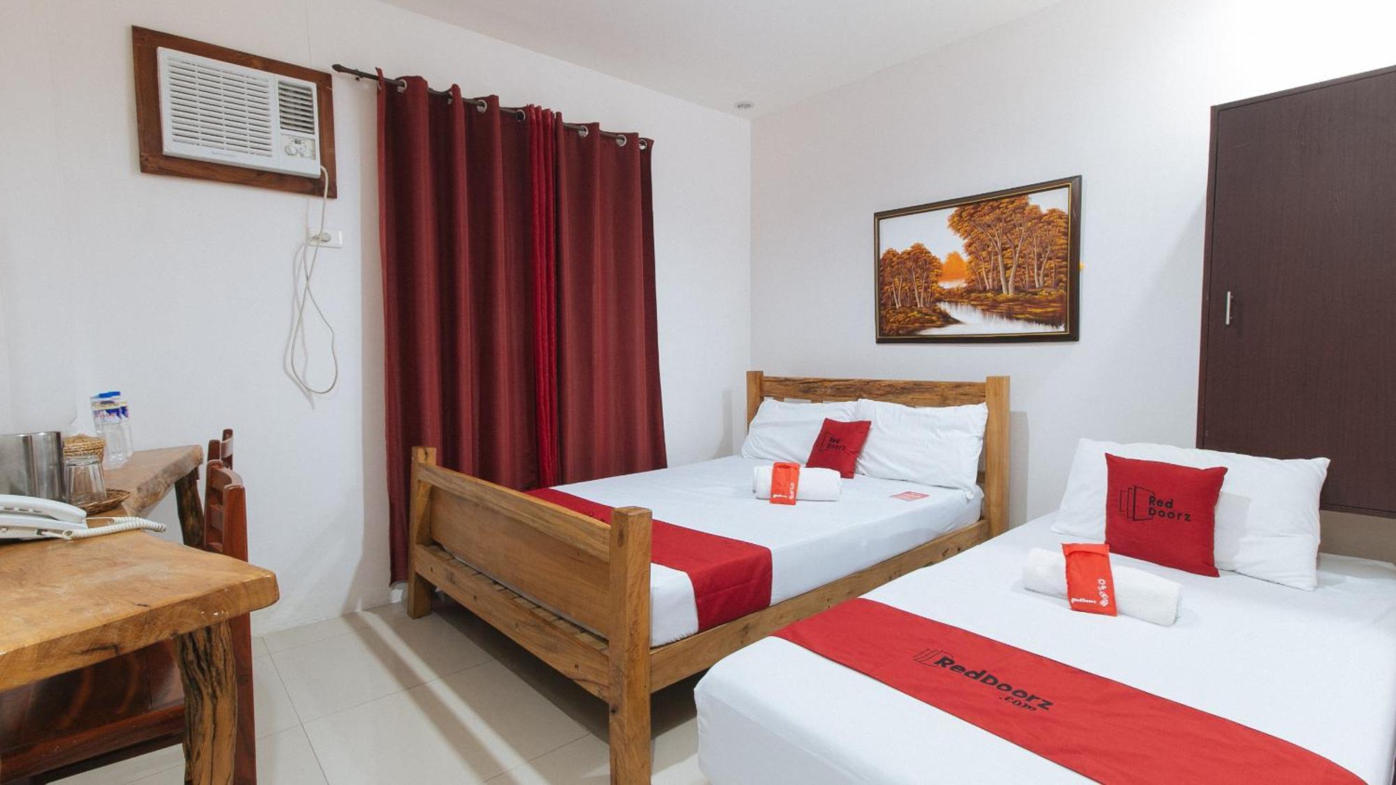 Reddoorz Plus @ Jollydays Hotel Nueva Ecija サン・ホセ エクステリア 写真
