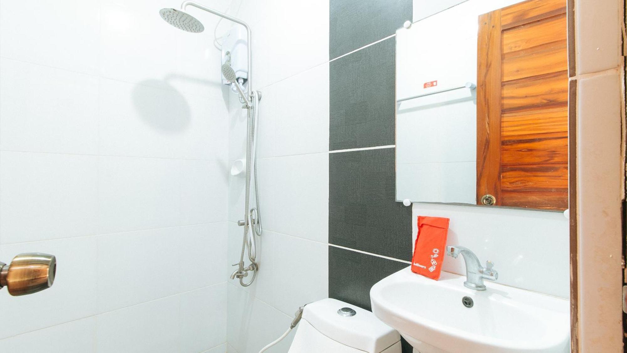 Reddoorz Plus @ Jollydays Hotel Nueva Ecija サン・ホセ エクステリア 写真